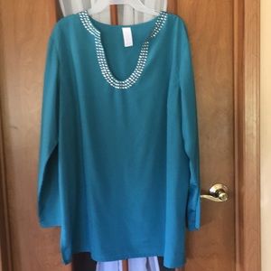 Long sleeve with silver dots around neck  V neck polyester
